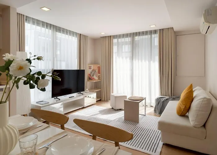 2br2ba Bts Thonglor Rooftop Pool Gym Bbq 曼谷
