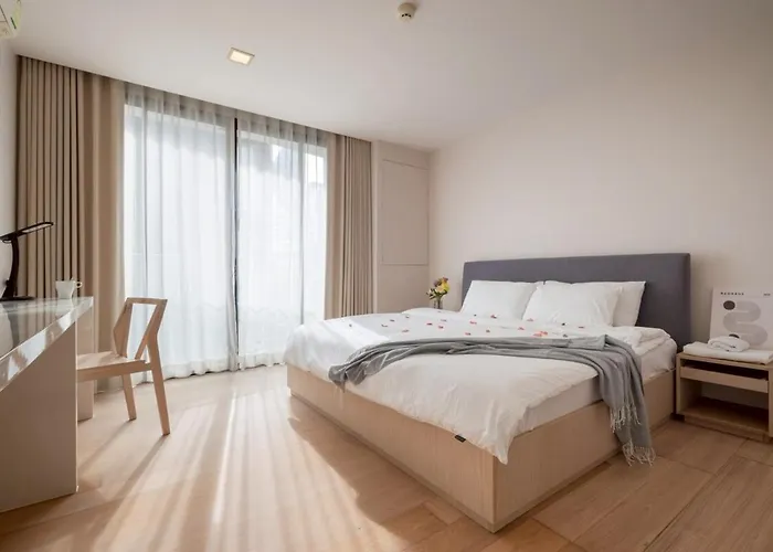 2br2ba Bts Thonglor Rooftop Pool Gym Bbq Appartamento Bangkok