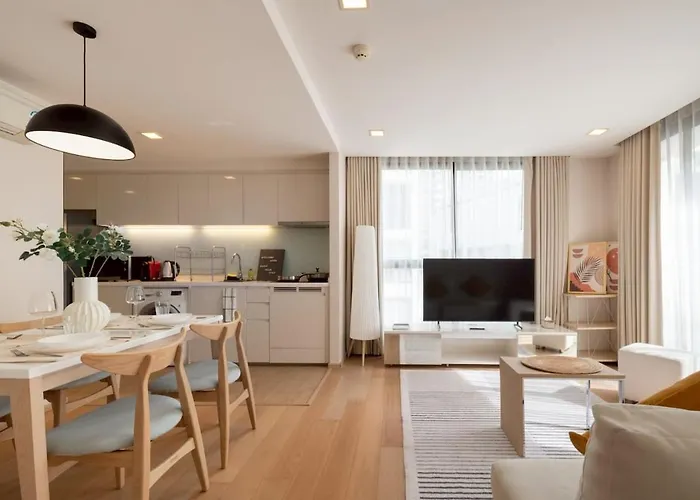 公寓 2br2ba Bts Thonglor Rooftop Pool Gym Bbq *